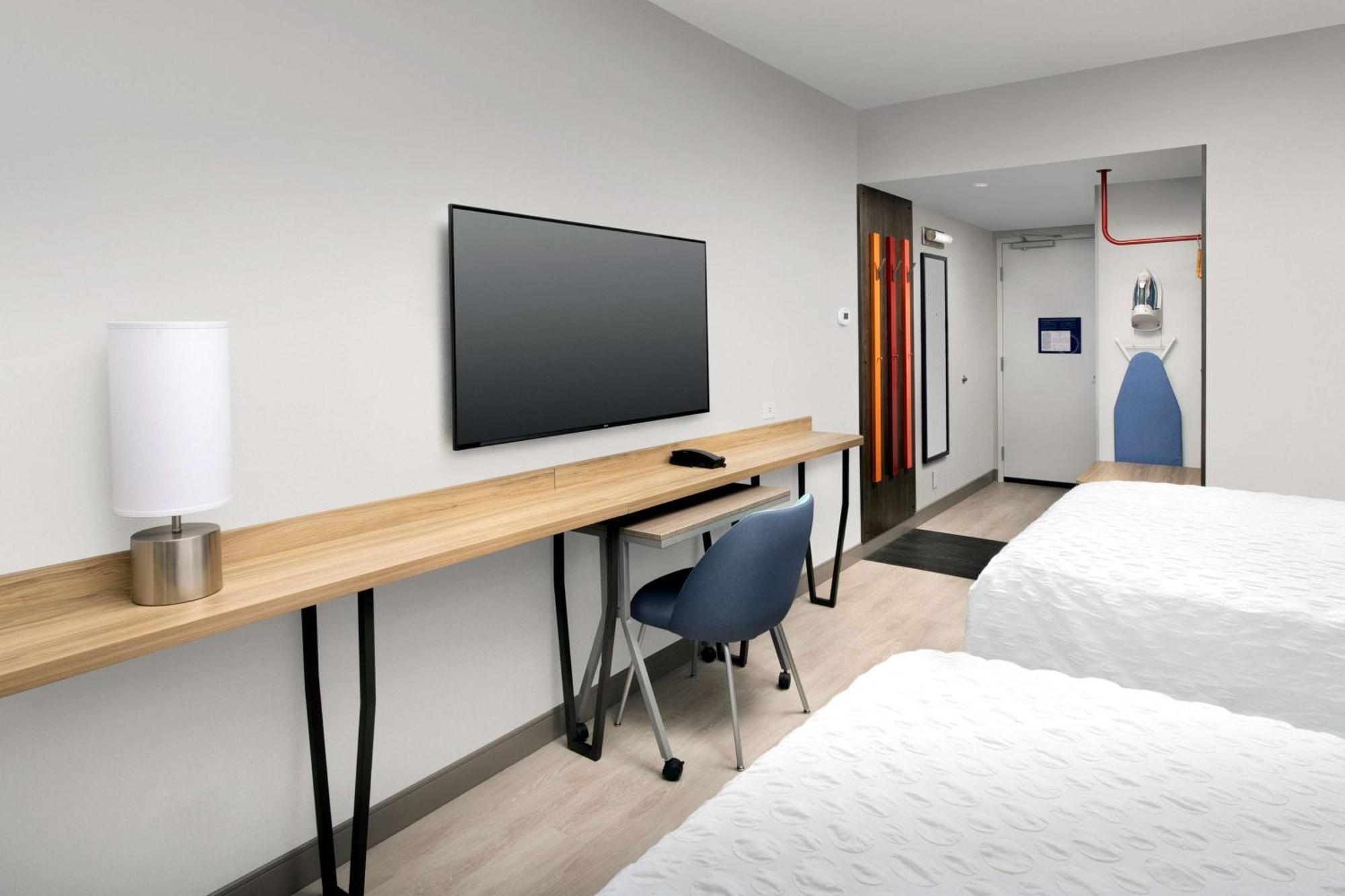 Tru By Hilton Tallahassee Central Экстерьер фото